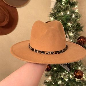 Mudpie - Stiff brim hat..